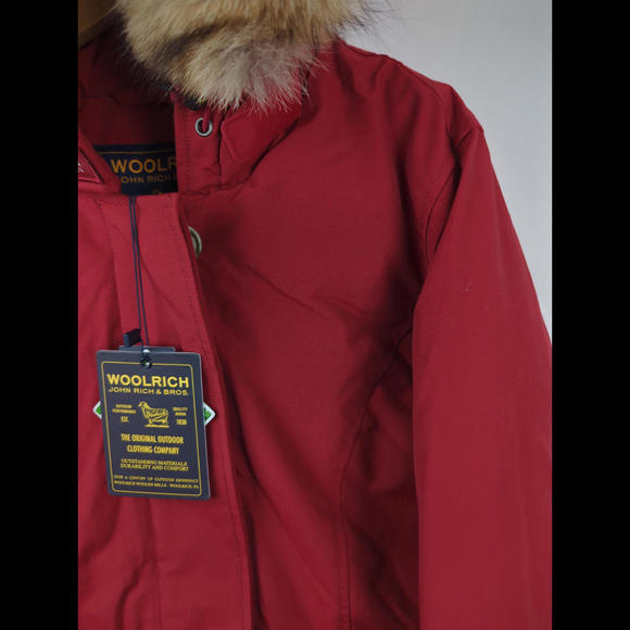 [SOLD] NWT WOOLRICH Womens Sz S Arctic Parka Duck Down Red Ramar Coyote Fur Hood - Picture 2 of 12